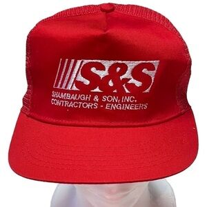 S&S snap back trucker hat